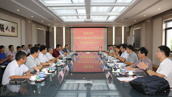 迎接教育厅安全检查 构建和谐稳定校园